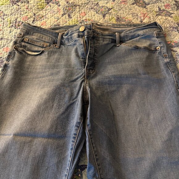 TORRID Perfect Boyfriend Ankle Premium Strectch Jeans - Picture 2 of 6